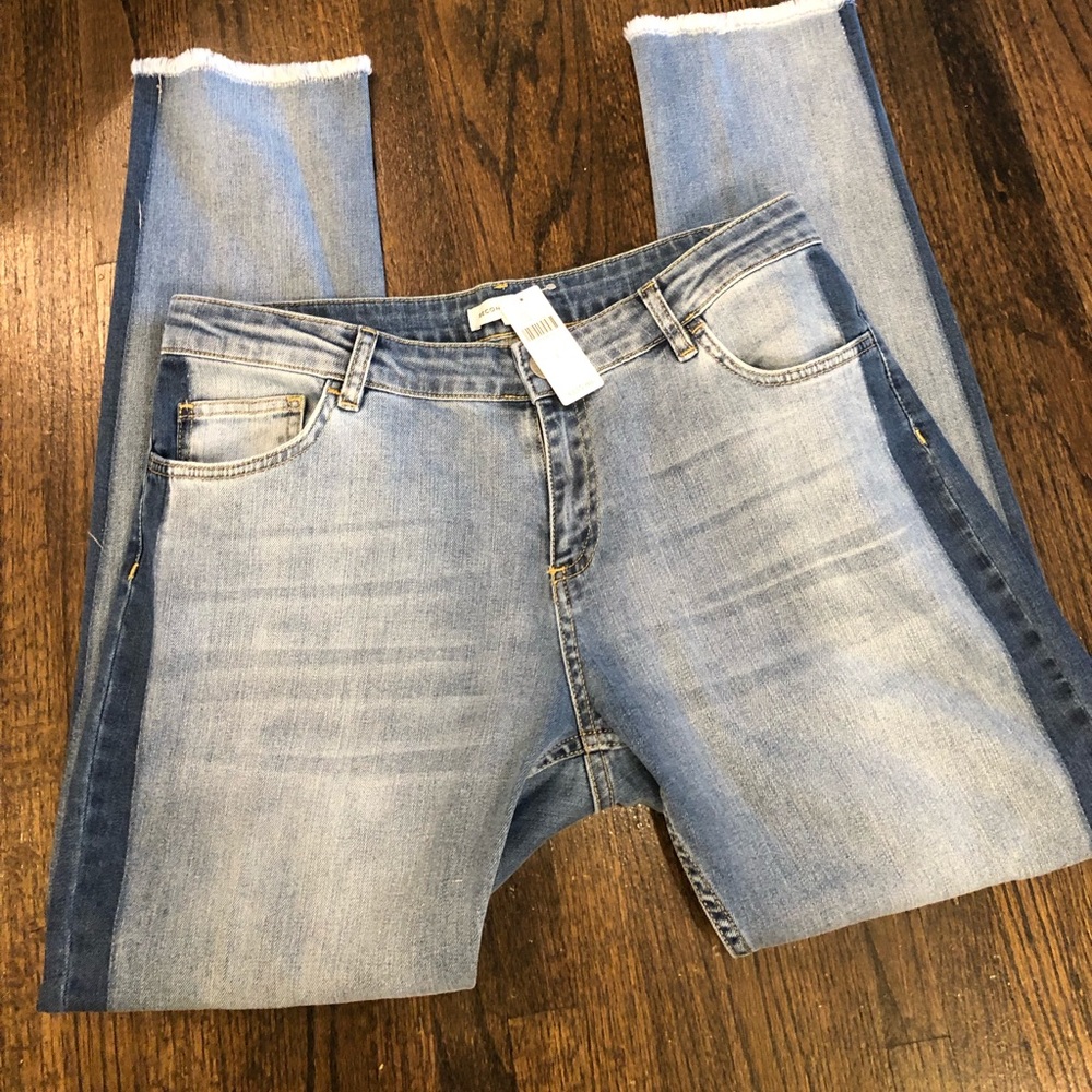 Great pair of jeans!